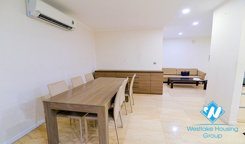 Fully furnished 154m high floor apartment for rent